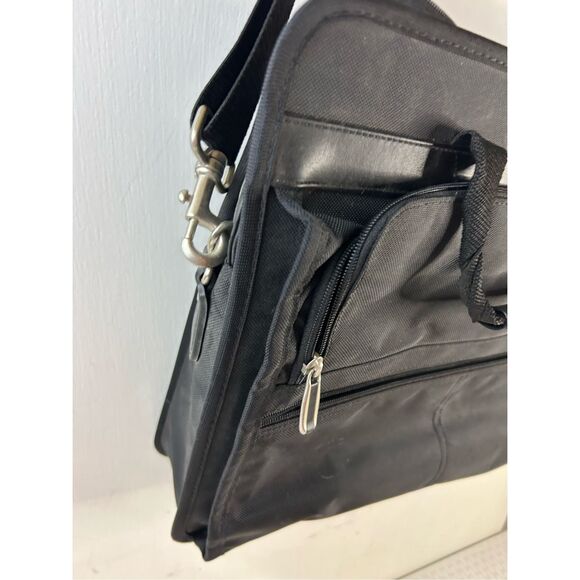 Gateway black laptop bag 16"x14" - Picture 3 of 10